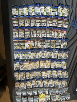 100 Packs of Hooks