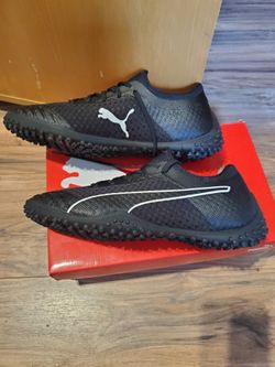 PUMA 365 BLACK. SIZE 10. SOCCER SHOES.