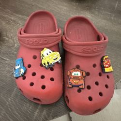 Crocs (Red)