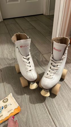 Chicago roller skates