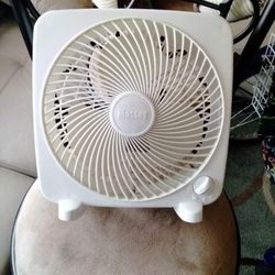 Massey 9 Inches Personal Box Fan $10