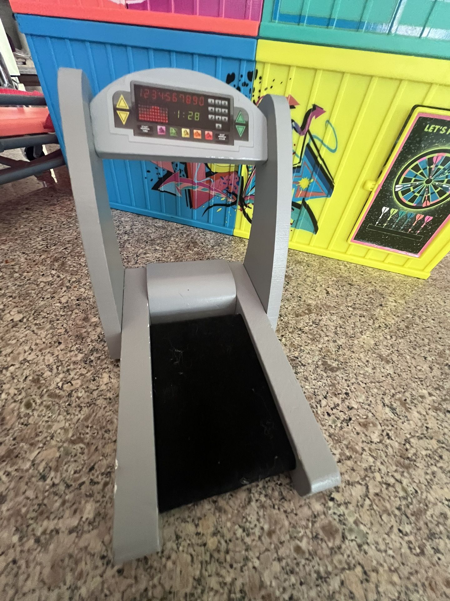 BARBIE TREADMILL - SUPER CUTE