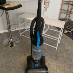 Bissell Powerforce Helix carpet/floor Vacuum cleaner