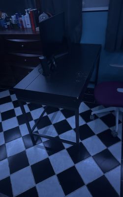 Black Table