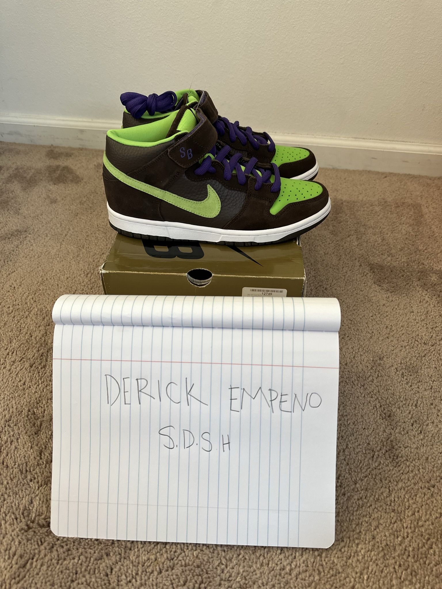 NIKE SB DONATELLO MID