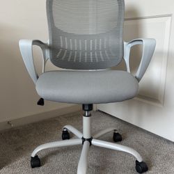 Ergonomic Mesh Office Chair