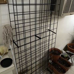 Wire Rack Holds 144 Bottles