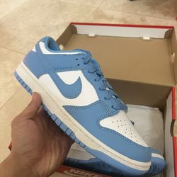 Nike Dunk “UNC” (2021)