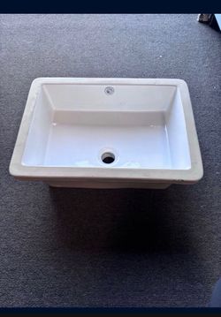 New 19.5" X 14" Rectangular Undermount Porcelain Ceramic Bathroom Sink in White