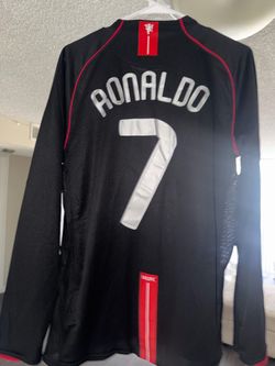 Ronaldo/Kaka shirts