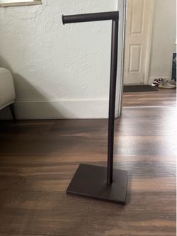 Modern Free-Standing Toilet Paper Holder - Bronze
