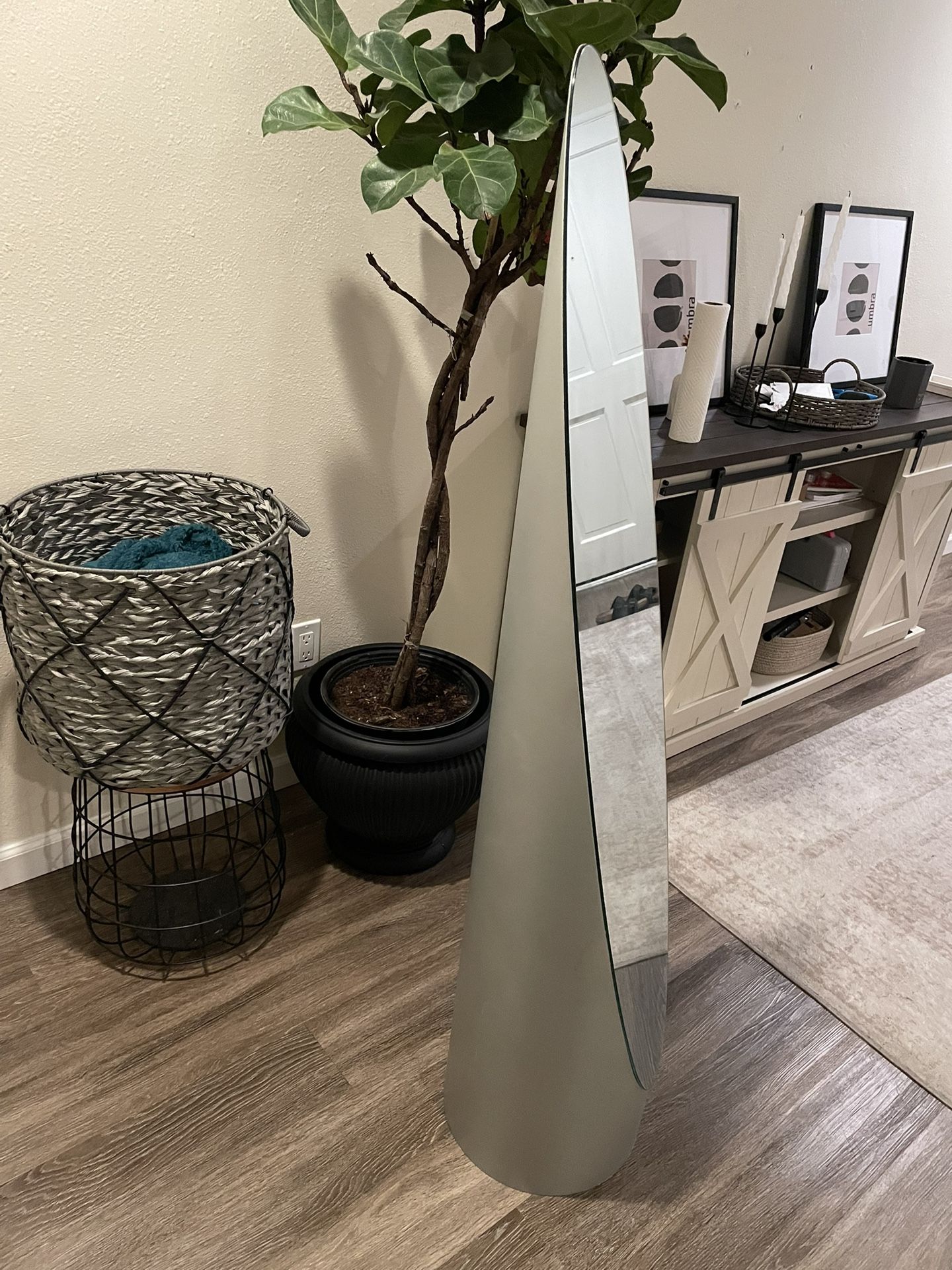 Cute Self Standing Mirror