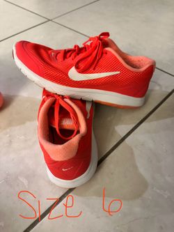 Nike Size 6 Women’s
