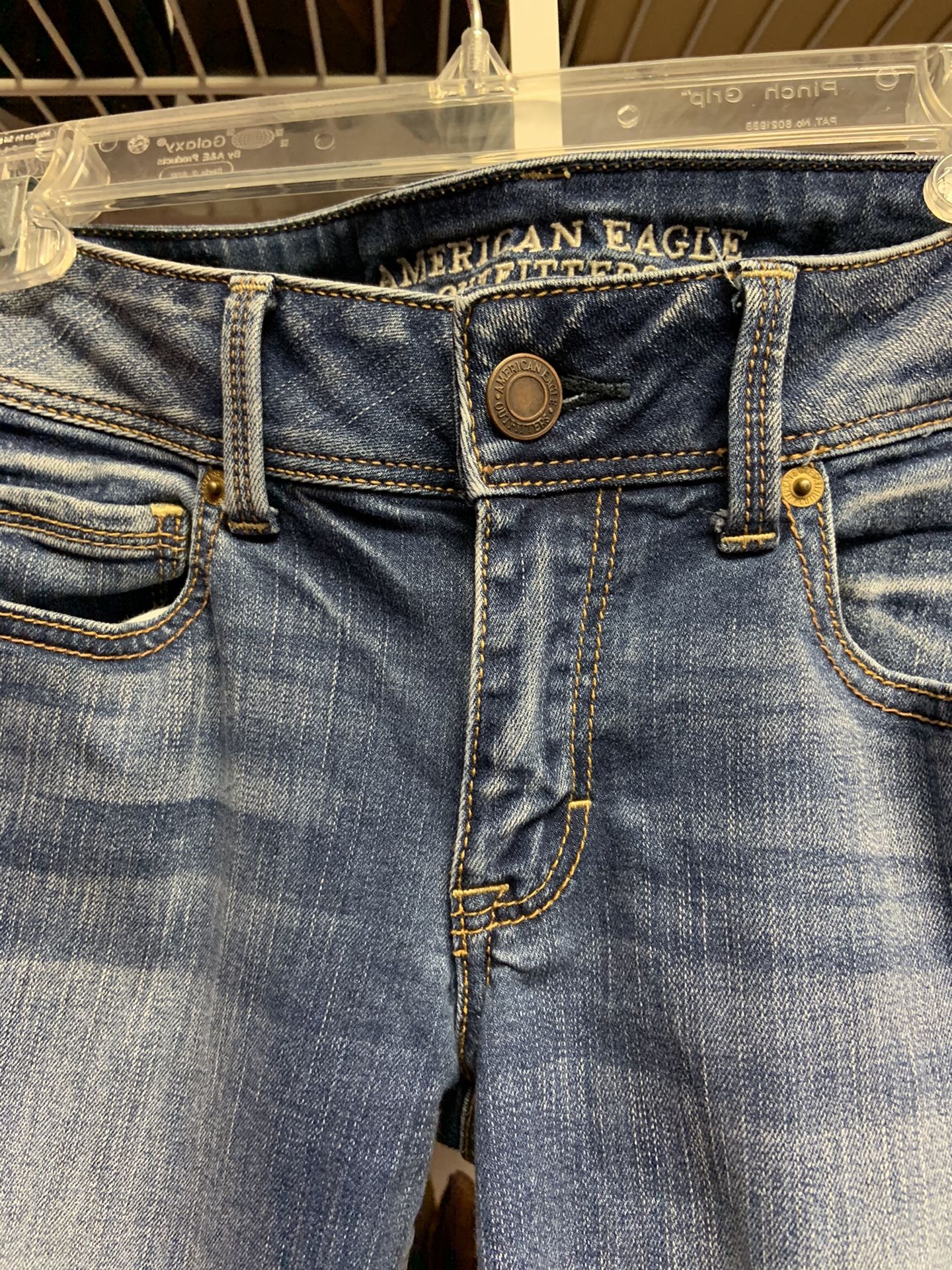 Woman American Eagle Jeans.