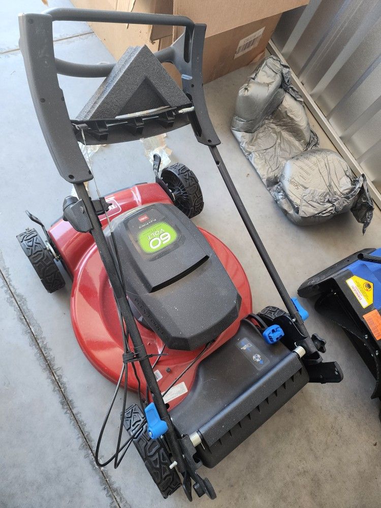 TORO FORCE FLEX 60 VOLTS