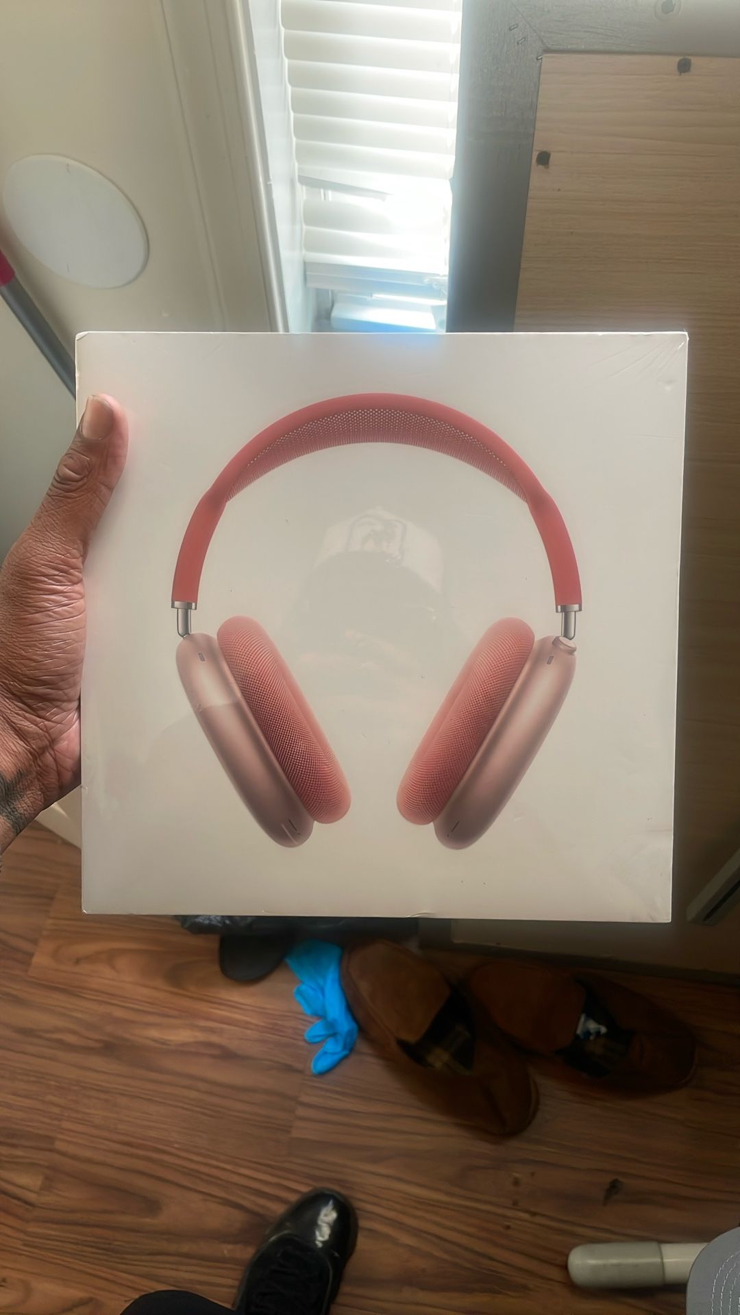AirPods Max Red