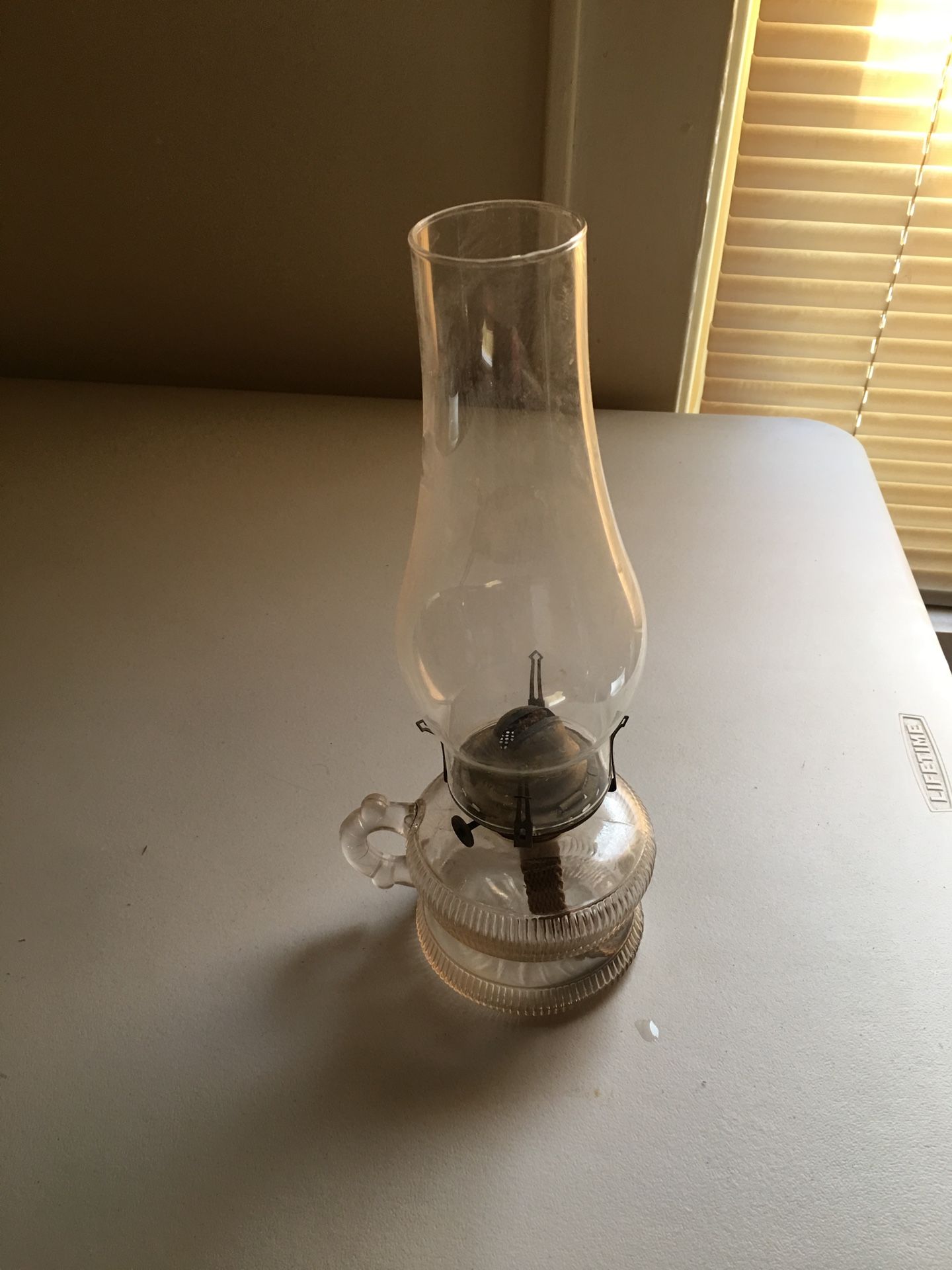 Kerosene lamp