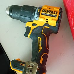 DeWalt power drill 12v