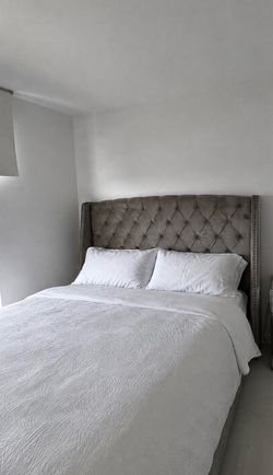 King Size Bed with Mattress