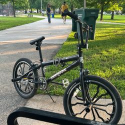 mongoose bmx bike