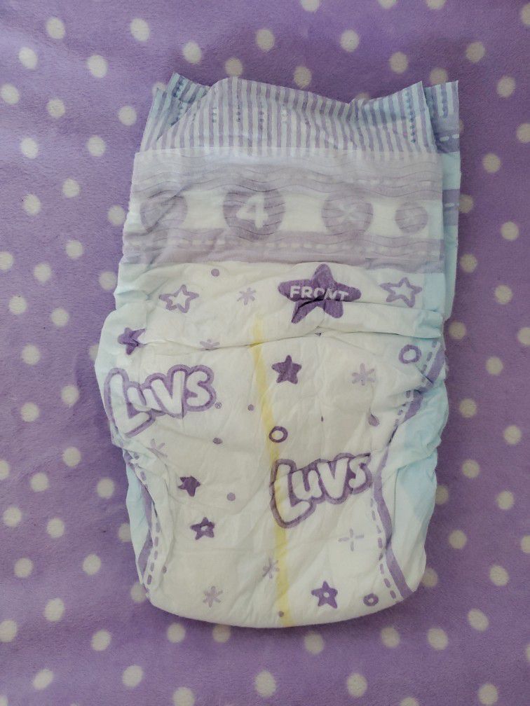 Diapers, LUVS, size 4, Qty 80 for Sale in Dumfries, VA - OfferUp