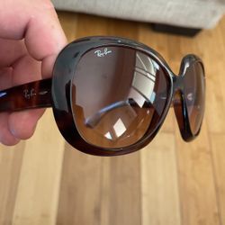 Ray-Ban Sunglasses Like New 