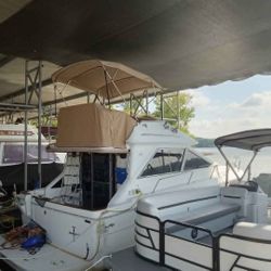 1989 Sea Ray300 Bridge Sedan