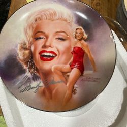 Marilyn Monroe Plate/million Dollar Baby 