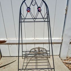 METAL PLANT STAND 