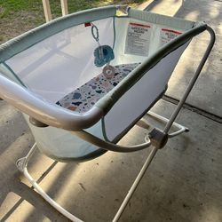 Fisher Price Bassinet