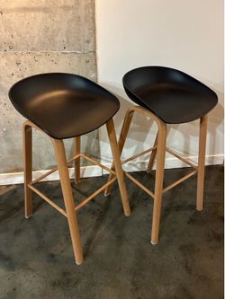 2 Black Bar Stools