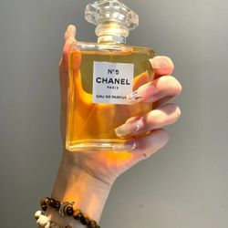 New and unopened Chanel No. 5 perfume spray, 100 ml (Festival Collector's Edition)