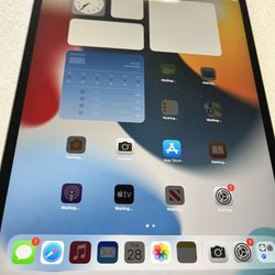 iPad Air 3rd Generation WiFi 64 GB updated Unlocked Apple Pencil compatible great condition