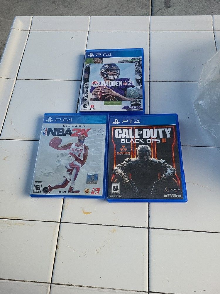 PS4