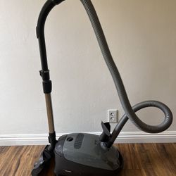 Miele Vacuum