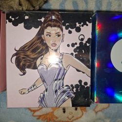 Ariana Grande Perfumes