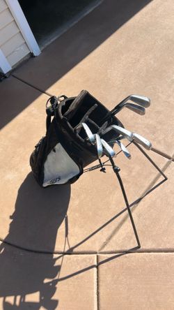 Mizuno golf  3-PW irons and bag