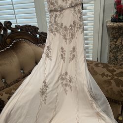 Women’s formal / party dress