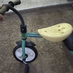 John Deer Tricycle 