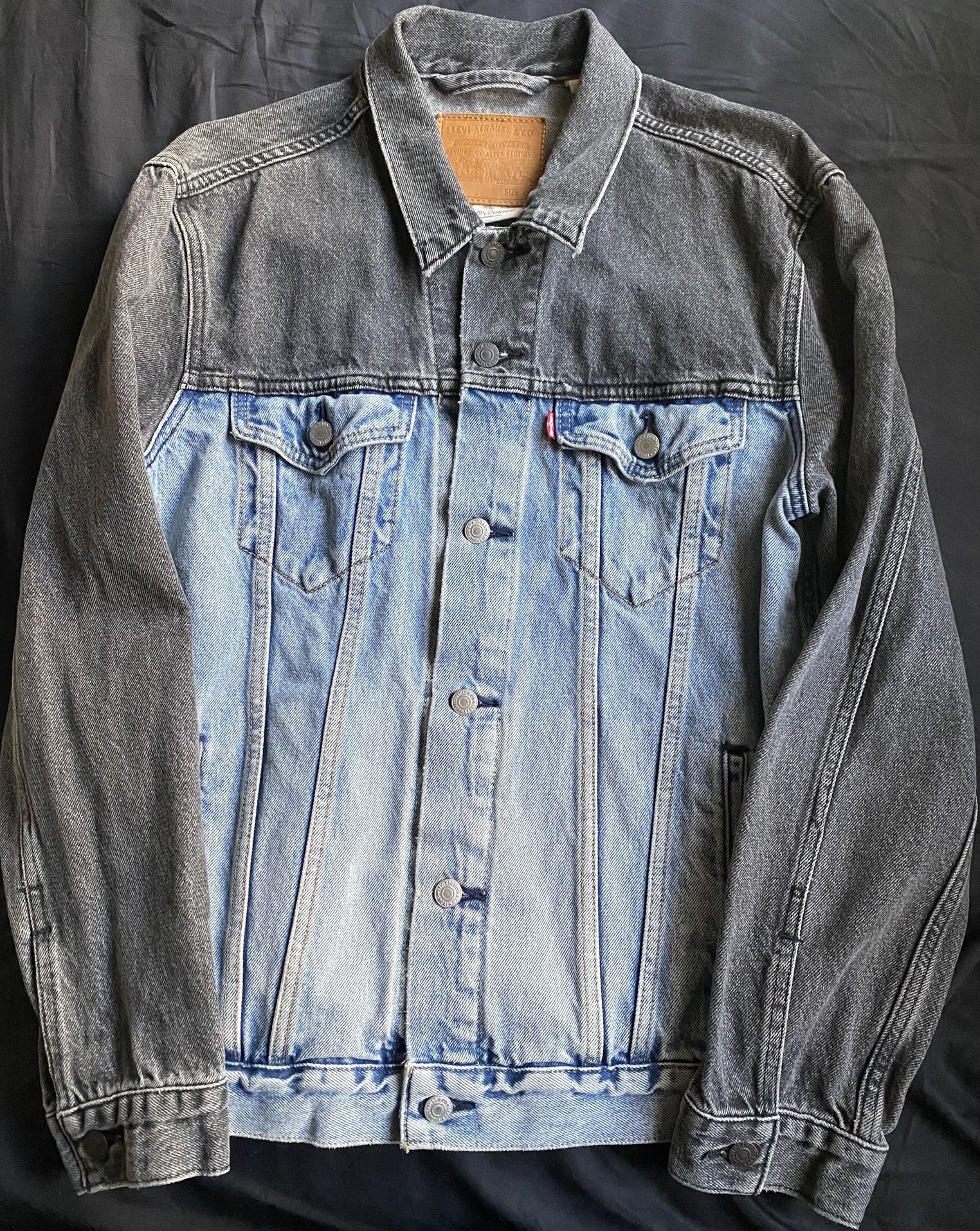 Levi’s Denim Jacket 2 Tone