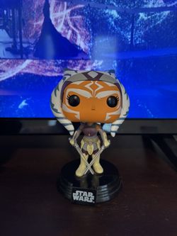 Funko Pop! Star Wars: The Mandalorian - Ahsoka With Saber 