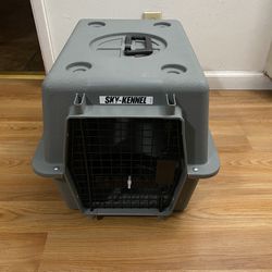 Petmate small Sky Dog & Cat Kennel