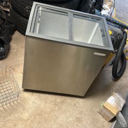 Rolling Refrigerator 