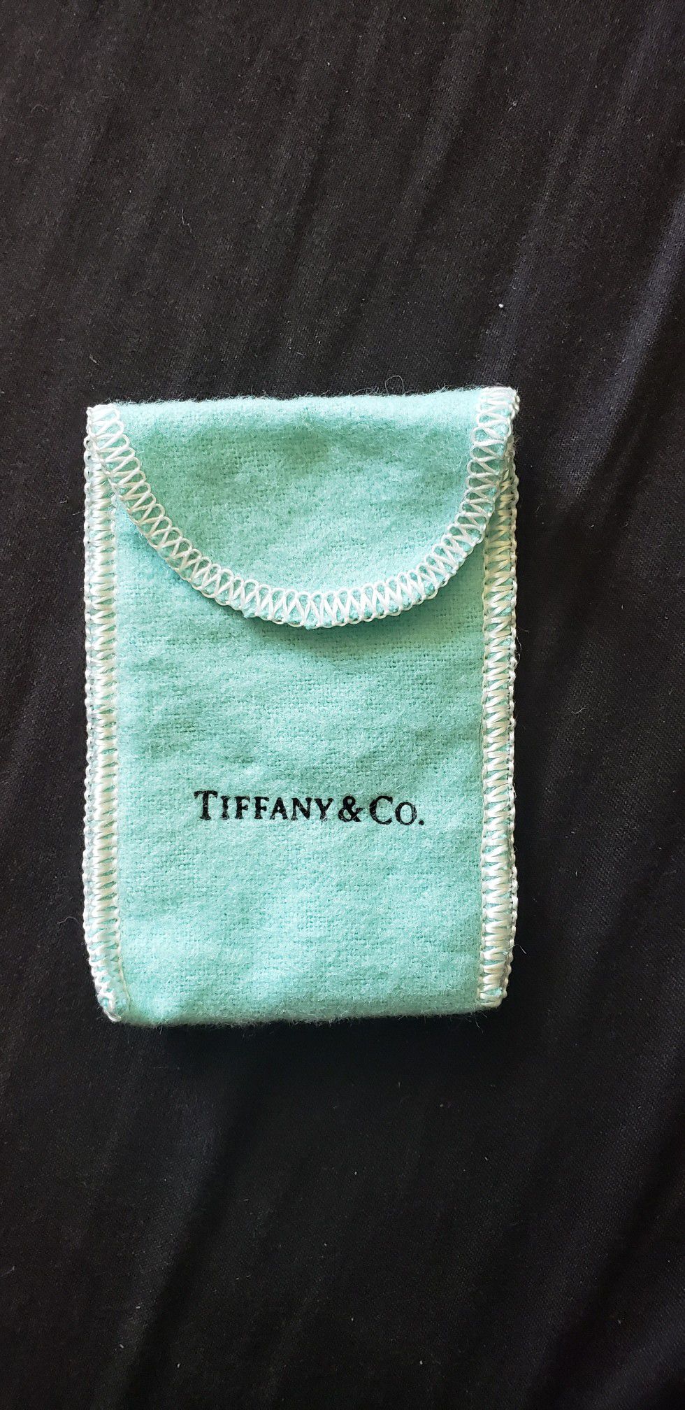 Tiffany dust pouch