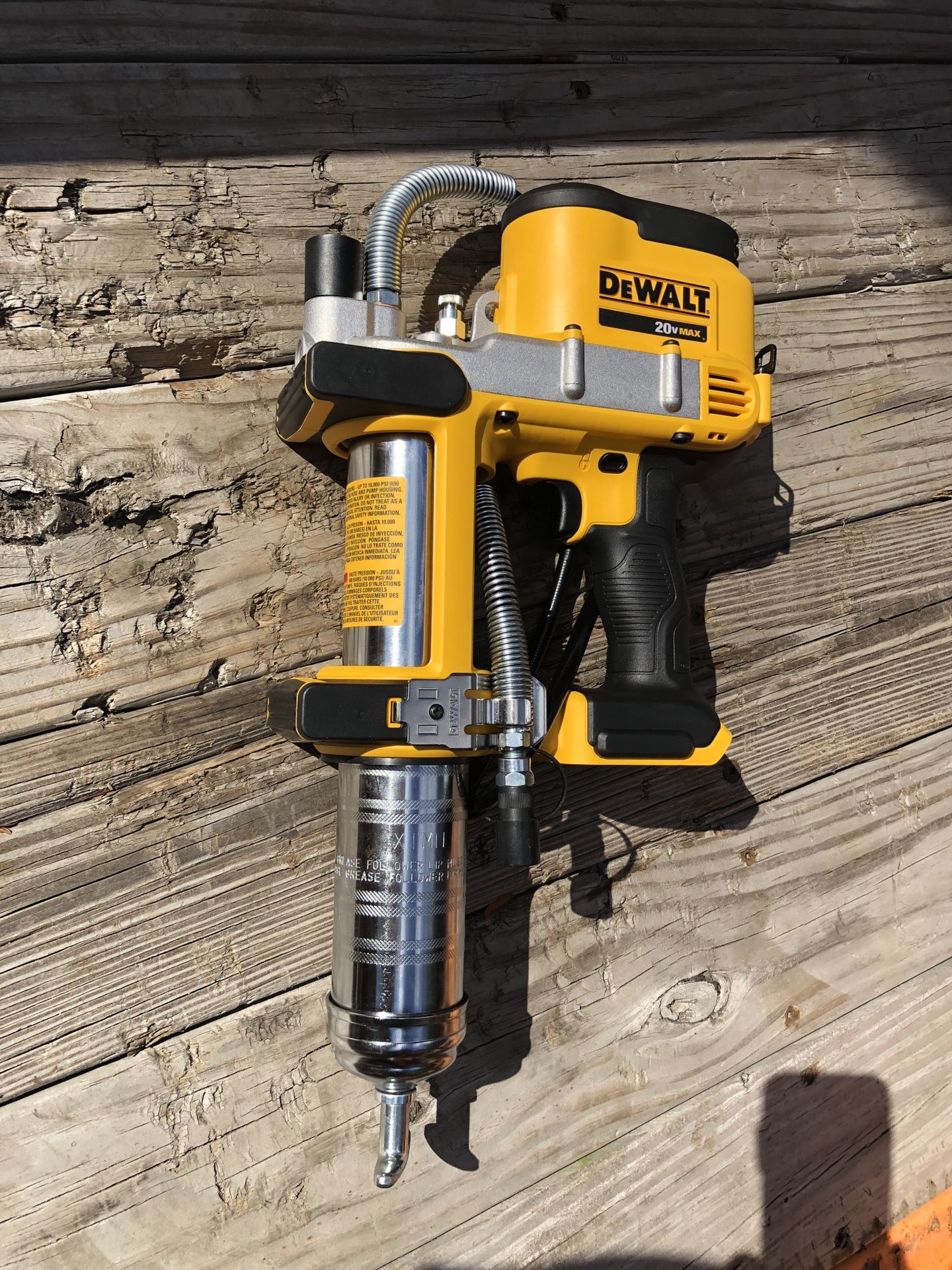 Dewalt Cordless Grease Gun Tool Only