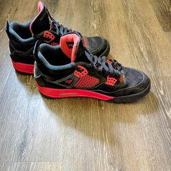 Air Jordan 4 Red Thunder