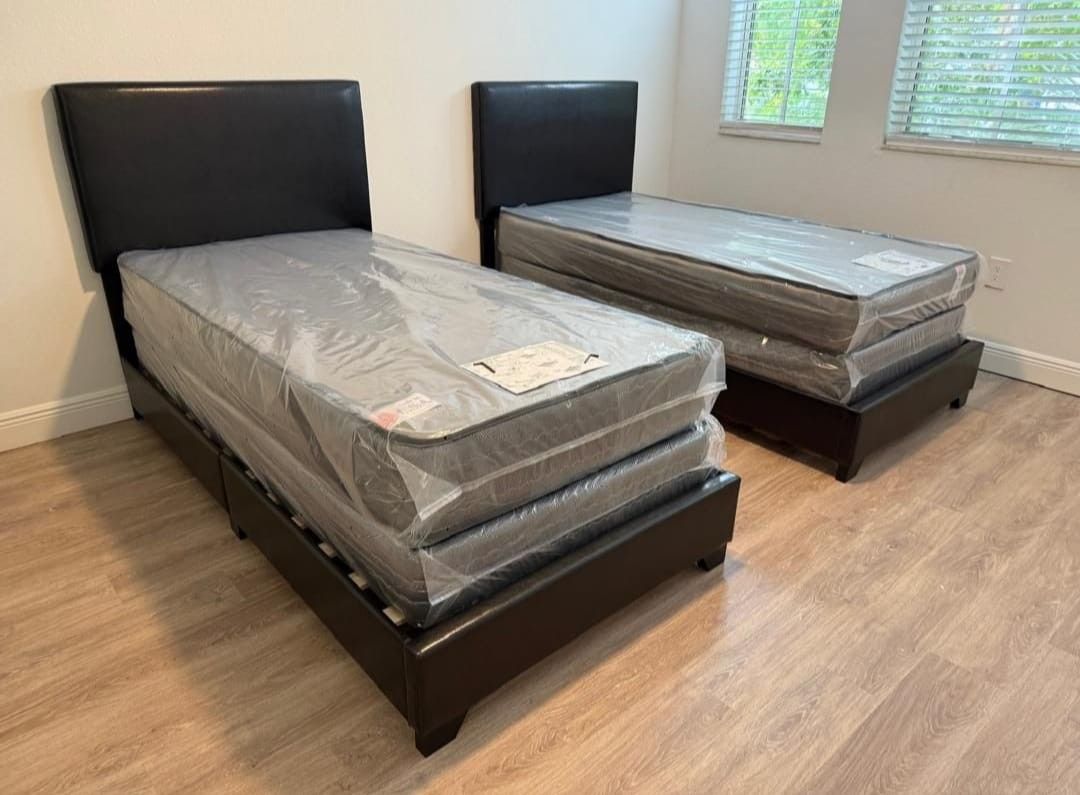New Twin Set Bed Frame With MATTRESS And Box SPRING Set 2 Beds + 2 Mattress // Set De Camas Twin 
