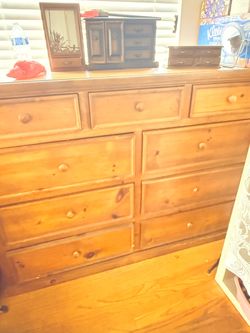 Dresser