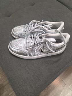 Women Nike Air Jordon Metallic Sliver