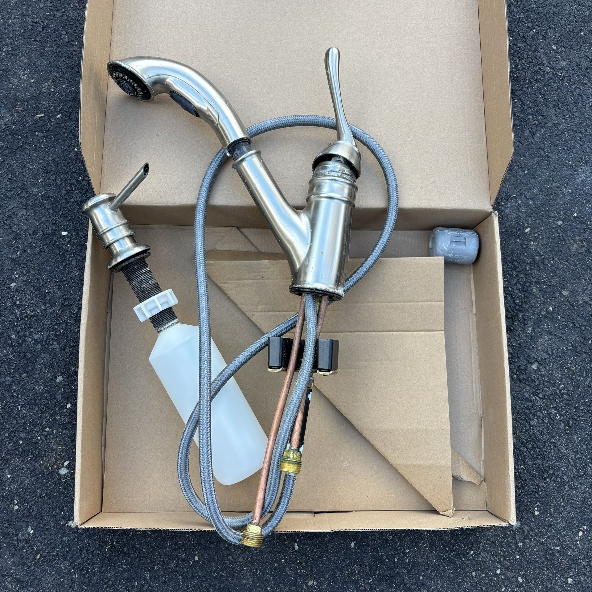 Kitchen Faucet With Soap Dispenser